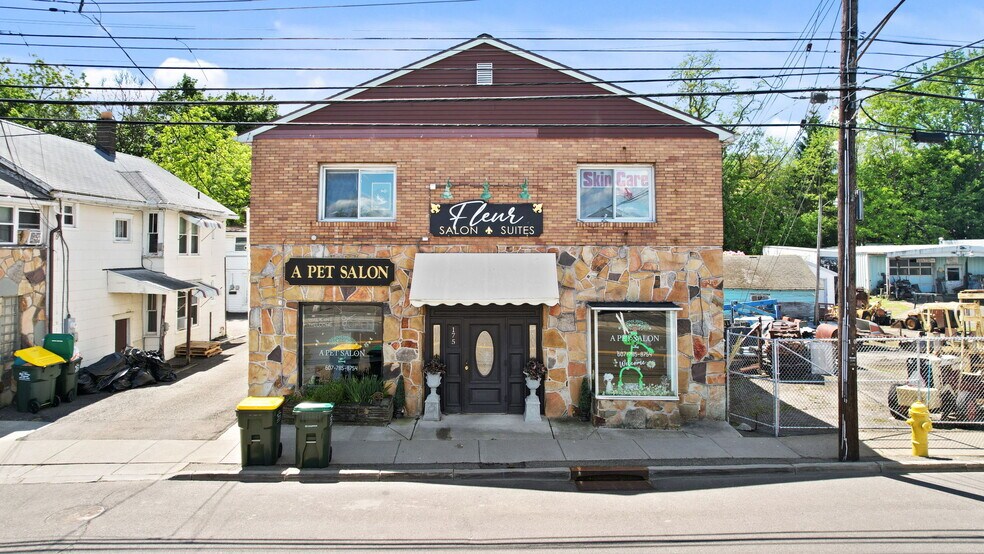 171 Front St, Vestal Township, NY à vendre - Photo du bâtiment - Image 2 de 56
