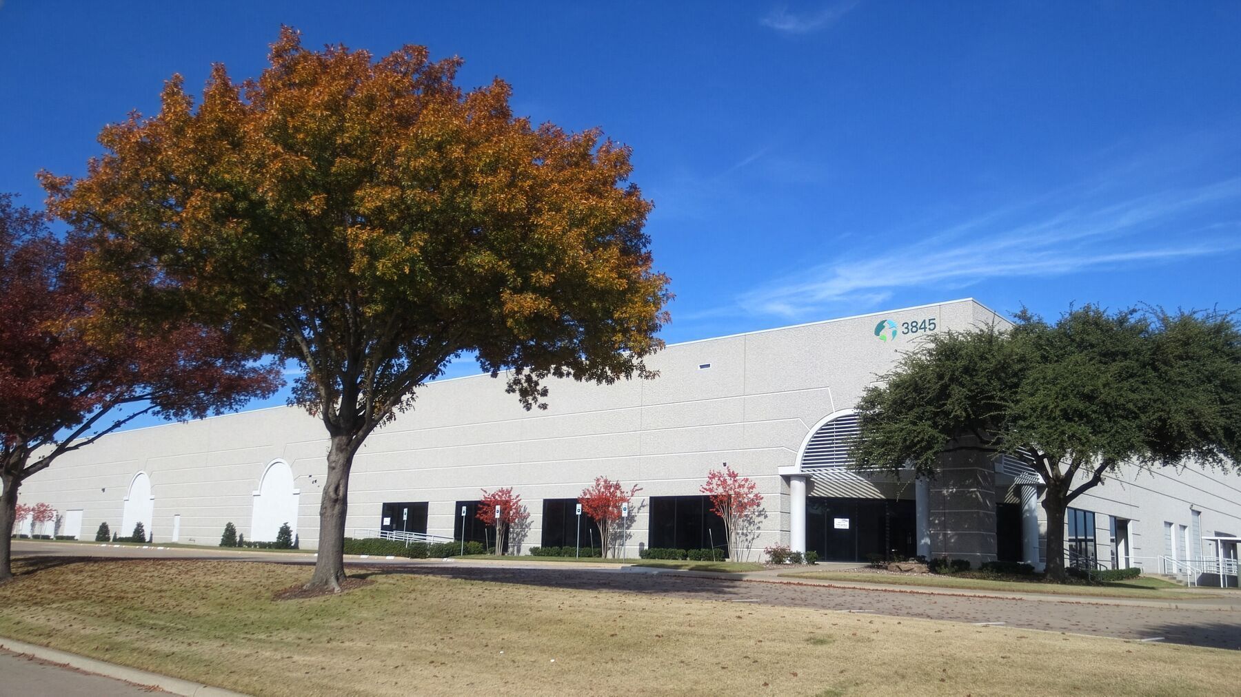 3845 Grader St, Garland, TX à louer Photo du bâtiment- Image 1 de 5