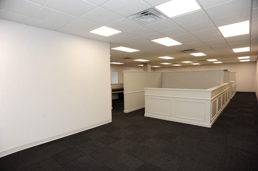 4100 Horizons Dr, Columbus, OH for lease - Building Photo - Image 3 of 14