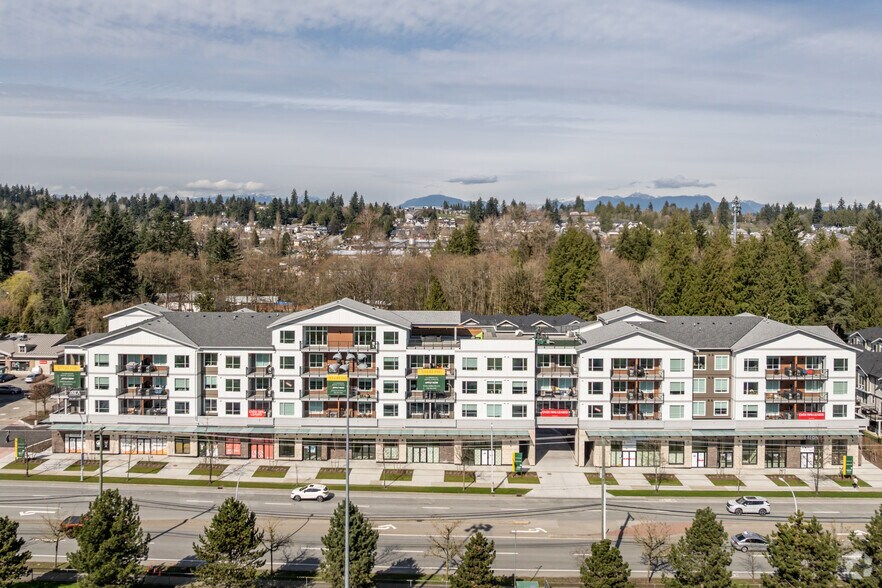 14455 64 Av, Surrey, BC à louer - Photo du bâtiment - Image 3 de 4