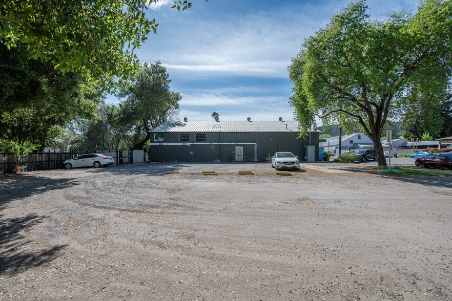 115 E 2nd St, Cloverdale, CA for sale - Building Photo - Image 3 of 18