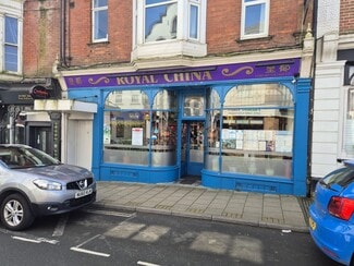 Plus de détails pour 16 High St, Sandown - Commerce de détail à louer