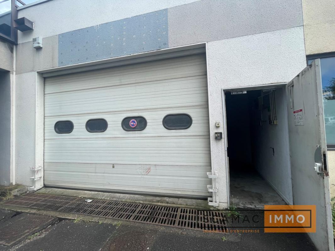 Industrial in Bonneuil-sur-Marne for lease Building Photo- Image 1 of 5
