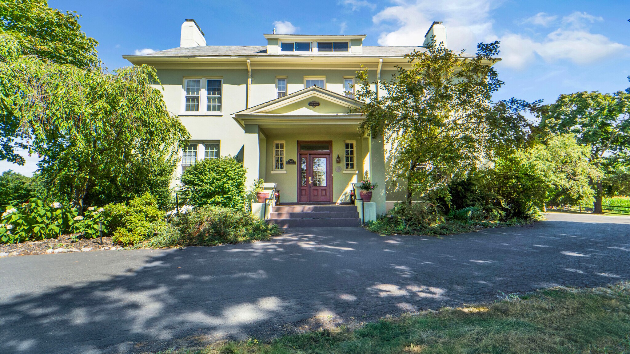 563 Yale Farm Rd, Romulus, NY à vendre Photo du bâtiment- Image 1 de 51