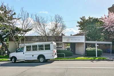 2112 Thorndyke Ave W, Seattle, WA for lease - Building Photo - Image 2 of 16