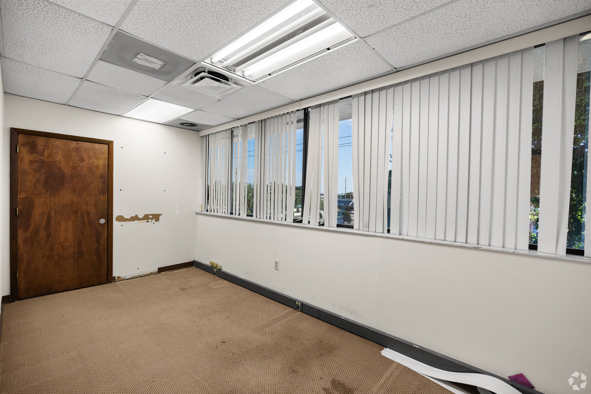 1761 W Hillsboro Blvd, Deerfield Beach, FL for lease Interior Photo- Image 1 of 1