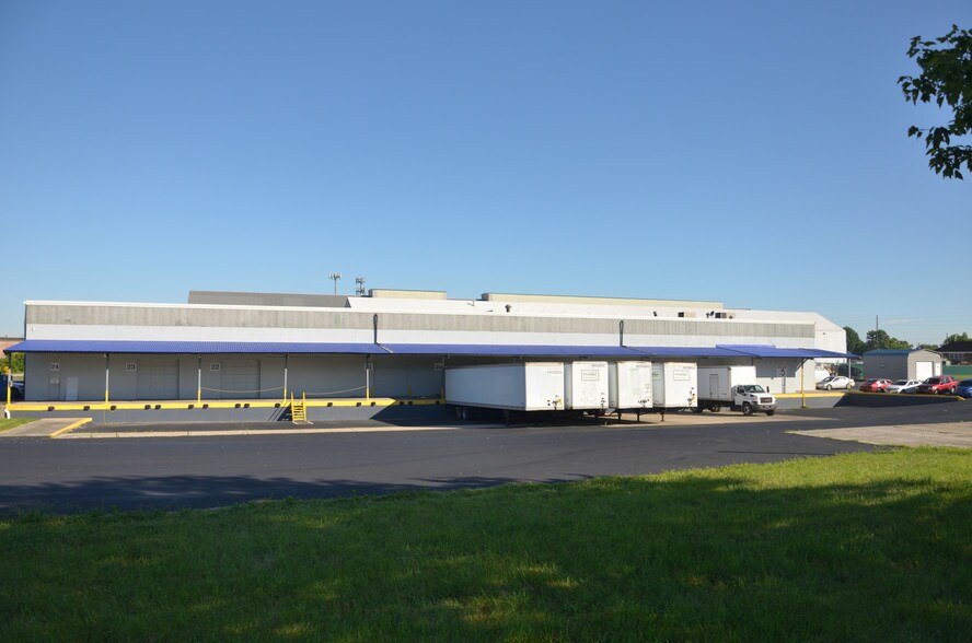 3000 S Shelby St, Indianapolis, IN à louer - Photo du bâtiment - Image 3 de 14