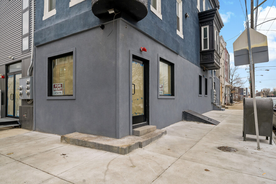 2066 N 2nd St, Philadelphia, PA for sale - Building Photo - Image 1 of 1