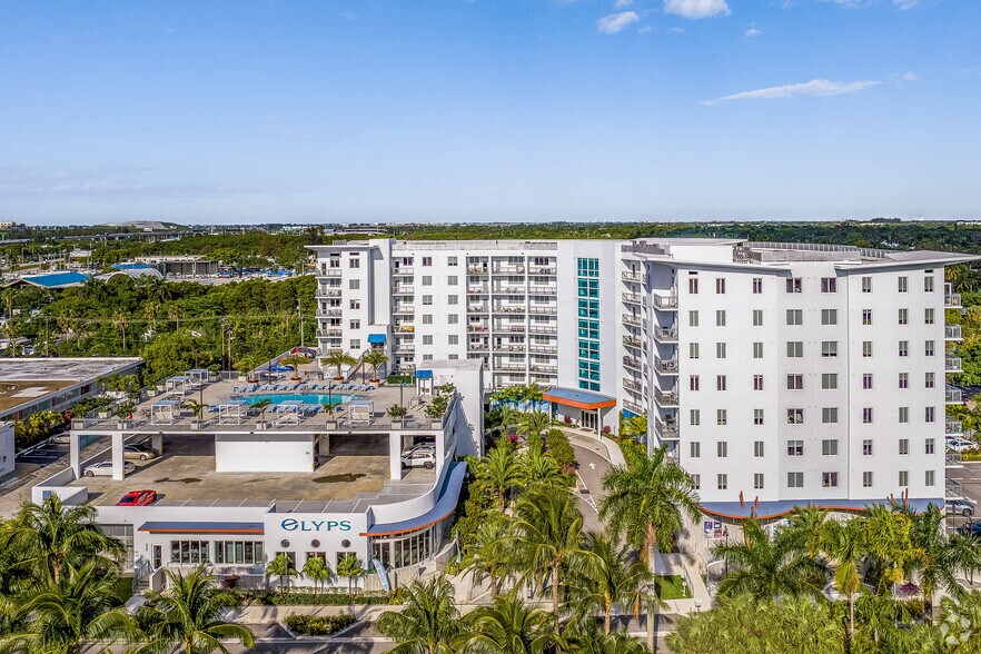 2500 SW 22nd Ter, Fort Lauderdale, FL à louer - Photo du bâtiment - Image 2 de 26