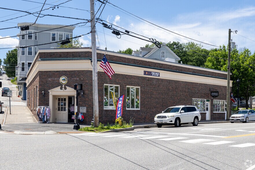 63 Broad St, Auburn, ME à vendre - Photo principale - Image 1 de 3