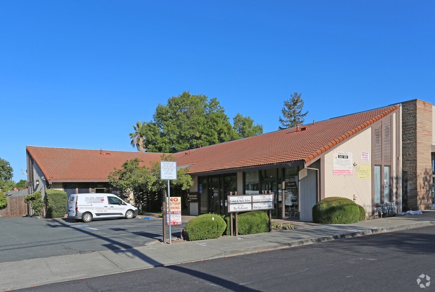 1710-1718 Linda Dr, Pleasant Hill, CA à vendre - Photo du bâtiment - Image 3 de 7