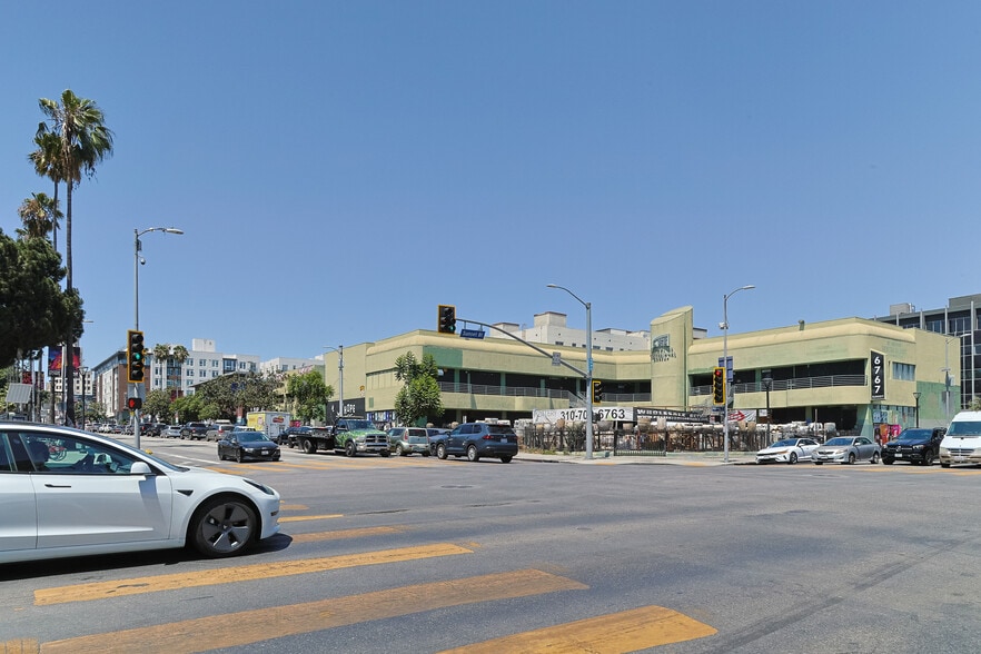 6767 W Sunset Blvd, Los Angeles, CA for sale - Primary Photo - Image 1 of 6
