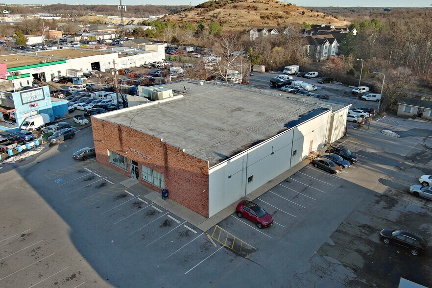 4724-4732 St. Barnabas Rd, Temple Hills, MD à vendre - Photo du bâtiment - Image 3 de 3