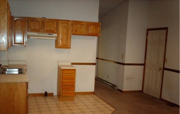 2872 E Fincastle Tpke, Tazewell, VA à vendre - Photo intérieure - Image 3 de 4