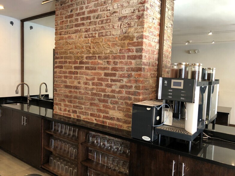 200 Nassau St, Princeton, NJ à louer - Photo du bâtiment - Image 2 de 13