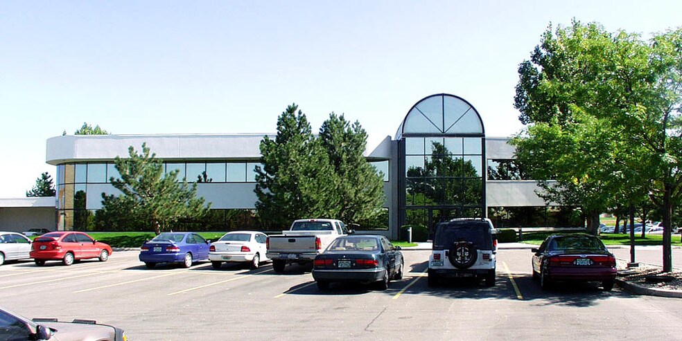 6890 S Tucson Way, Centennial, CO à louer - Photo du bâtiment - Image 2 de 7