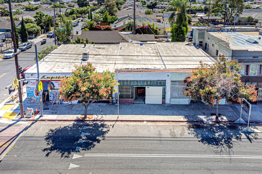 2600 W Jefferson Blvd, Los Angeles, CA for sale - Building Photo - Image 2 of 11