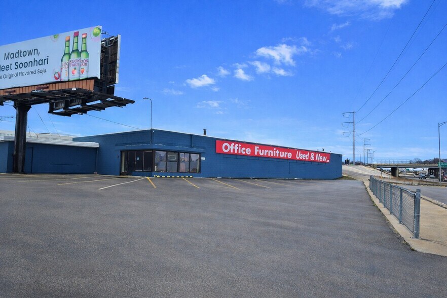 125 Nob Hill Rd, Madison, WI for lease - Primary Photo - Image 1 of 2