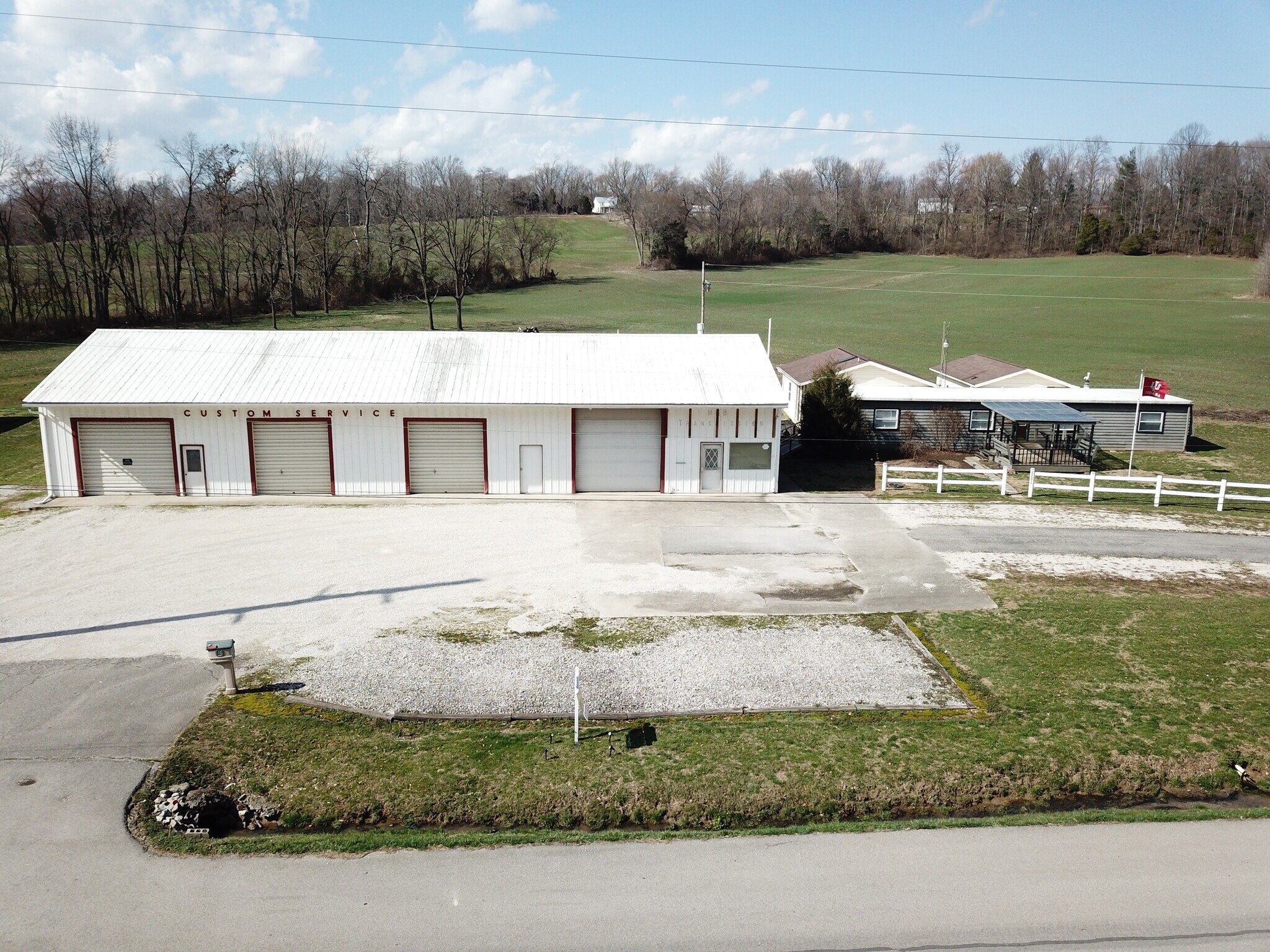 5891 N US Highway 231, Jasper, IN à vendre Photo principale- Image 1 de 36