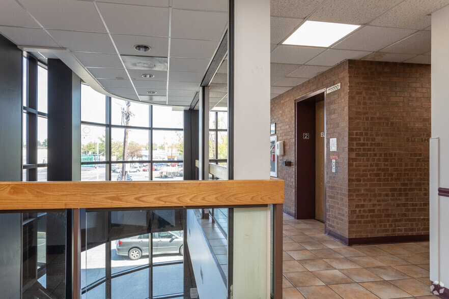 6323 Georgia Ave NW, Washington, DC à louer - Photo intérieure - Image 3 de 3