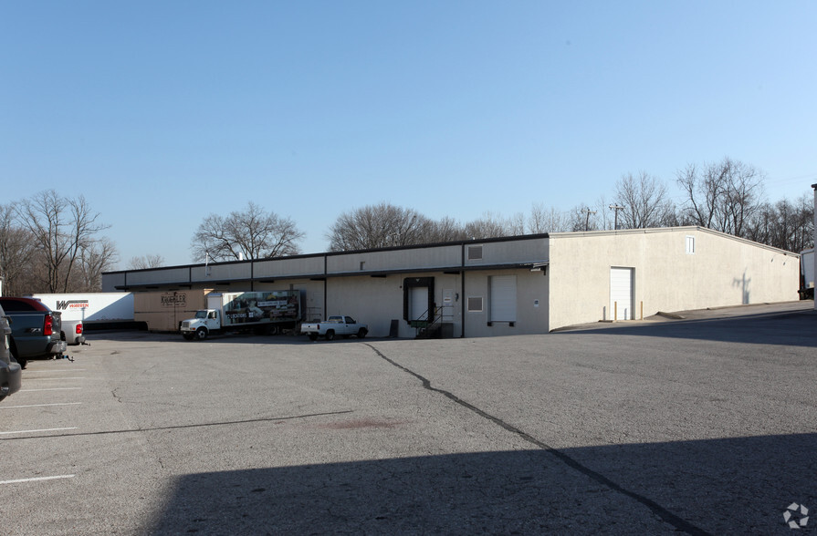 404-406 Harding Industrial Dr, Nashville, TN for lease - Primary Photo - Image 1 of 4