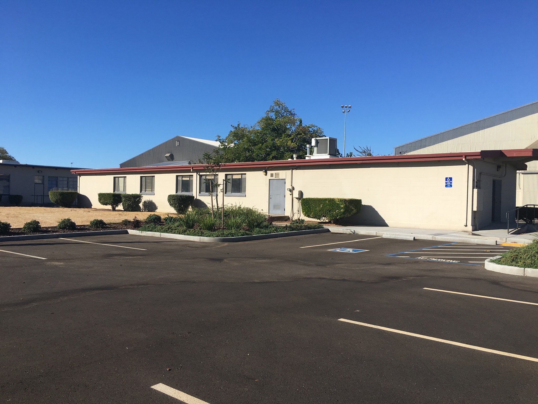 5834 Price Ave, Mcclellan, CA for lease Building Photo- Image 1 of 6