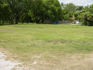 Main St, Clute, TX à vendre - Photo principale - Image 1 de 1