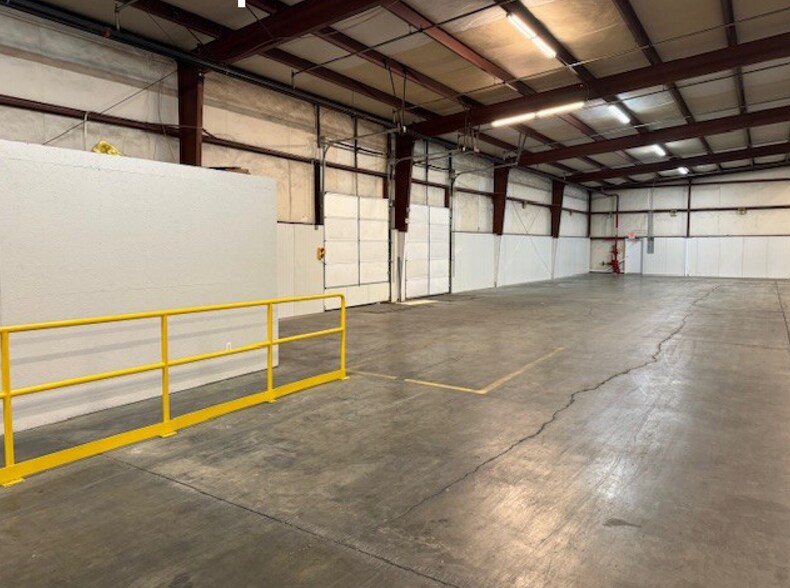 404 Georgia st, Fountain Inn, SC à louer - Photo intérieure - Image 2 de 5