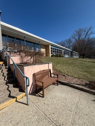 More details for 580 Ratzer Rd, Wayne, NJ - Flex for Lease