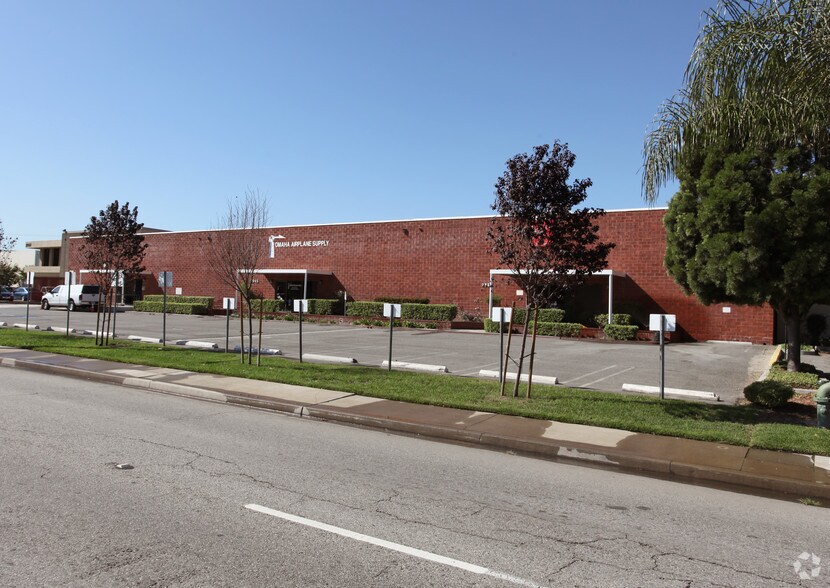 2935-2955 Redondo Ave, Long Beach, CA à louer - Photo du bâtiment - Image 2 de 3