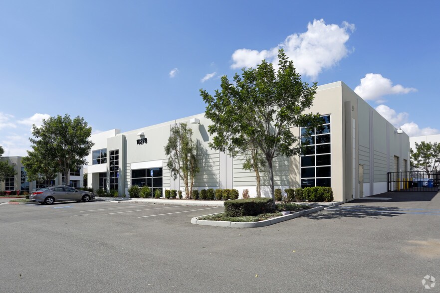 10278 Birtcher Dr, Mira Loma, CA à vendre - Photo du bâtiment - Image 3 de 4