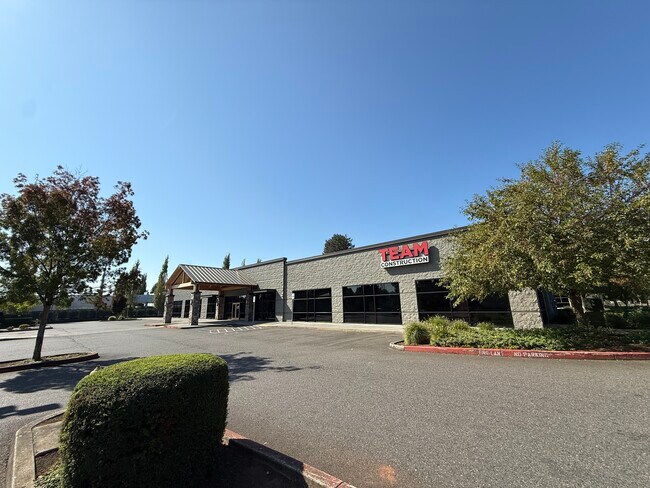 More details for 6701-6715 NE Andresen St, Vancouver, WA - Office for Sale