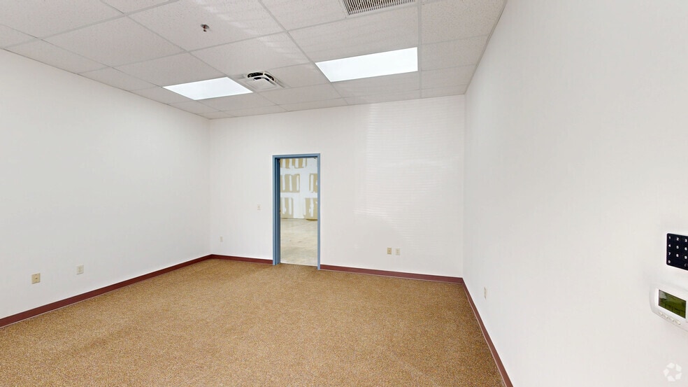 534 Mercantile Pl, Port Saint Lucie, FL for lease - Matterport 3D Scan - Image 2 of 17