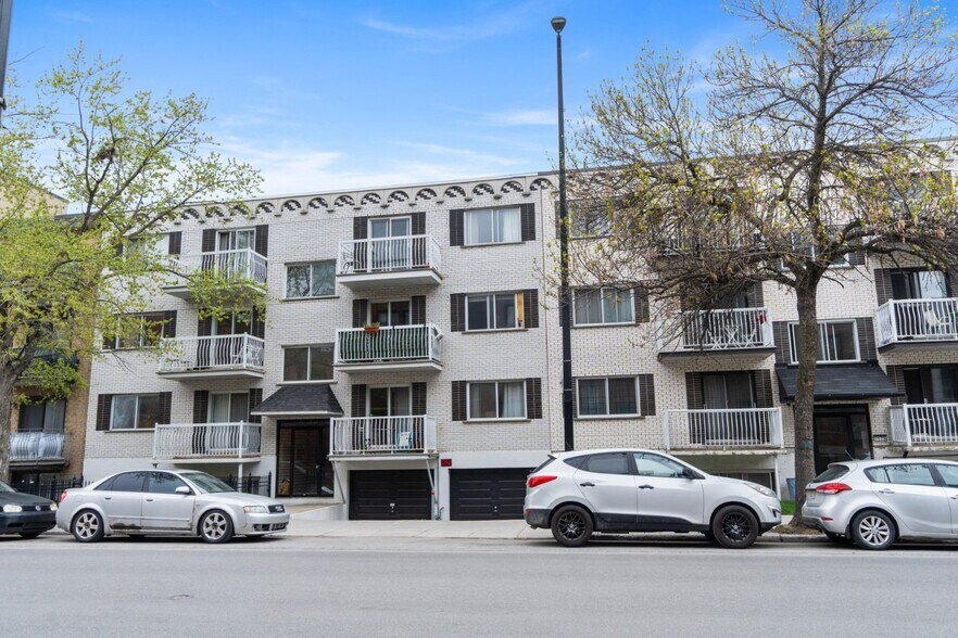 7185 Rue Clark, Montréal, QC à vendre - Photo du bâtiment - Image 2 de 3