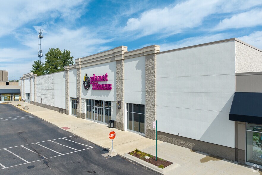 5866-5870 Middlebelt Rd, Garden City, MI for lease - Primary Photo - Image 2 of 9