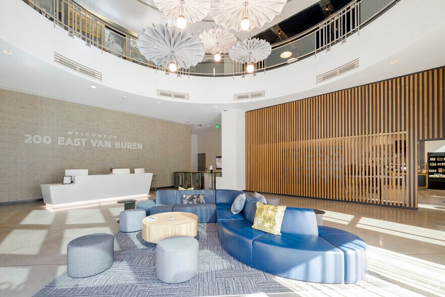 200 E Van Buren St, Phoenix, AZ à louer - Photo intérieure - Image 3 de 17