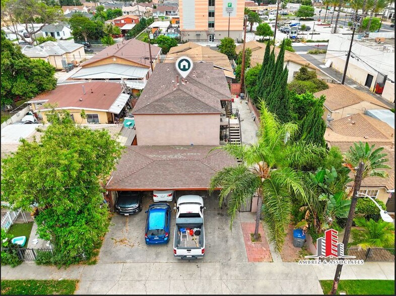 12218 224th St, Hawaiian Gardens, CA à vendre - Photo du bâtiment - Image 3 de 6