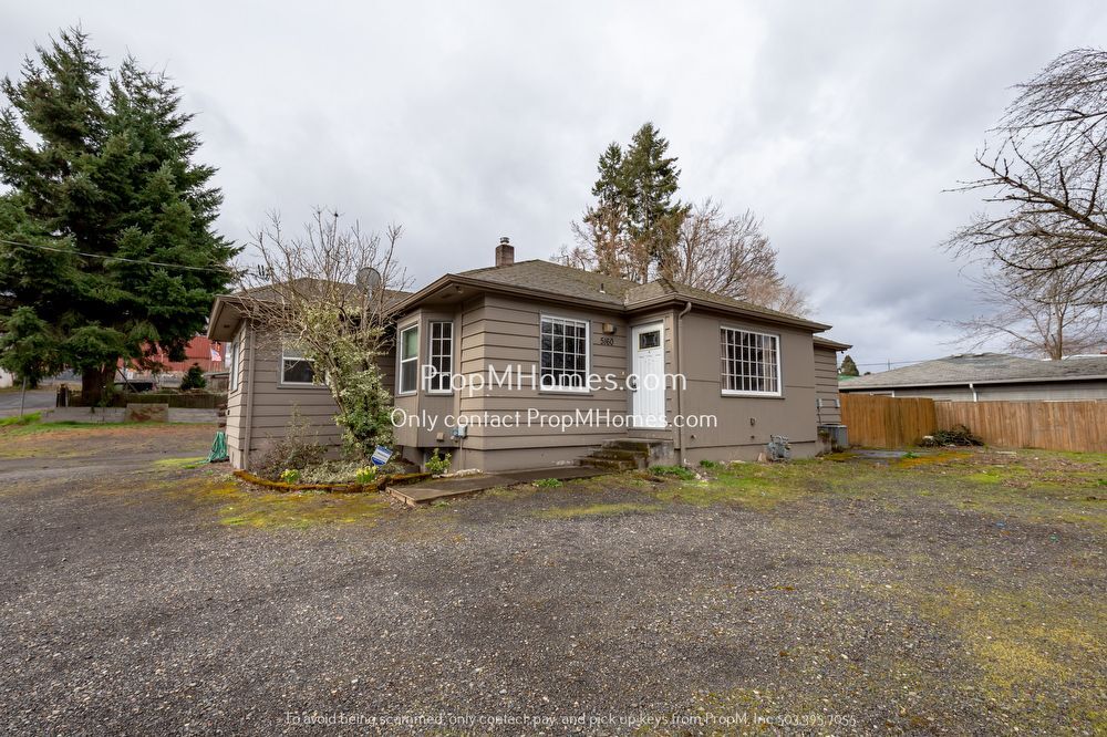 5160 NE Columbia Blvd, Portland, OR à vendre Photo du bâtiment- Image 1 de 1