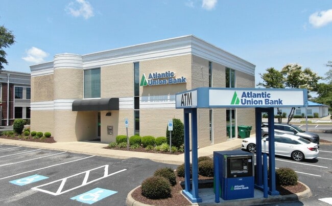 More details for 5472 Indian River Rd, Virginia Beach, VA - Retail for Sale