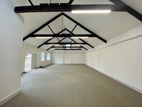 Reading Rd, Reading à louer Photo intérieure- Image 2 de 5