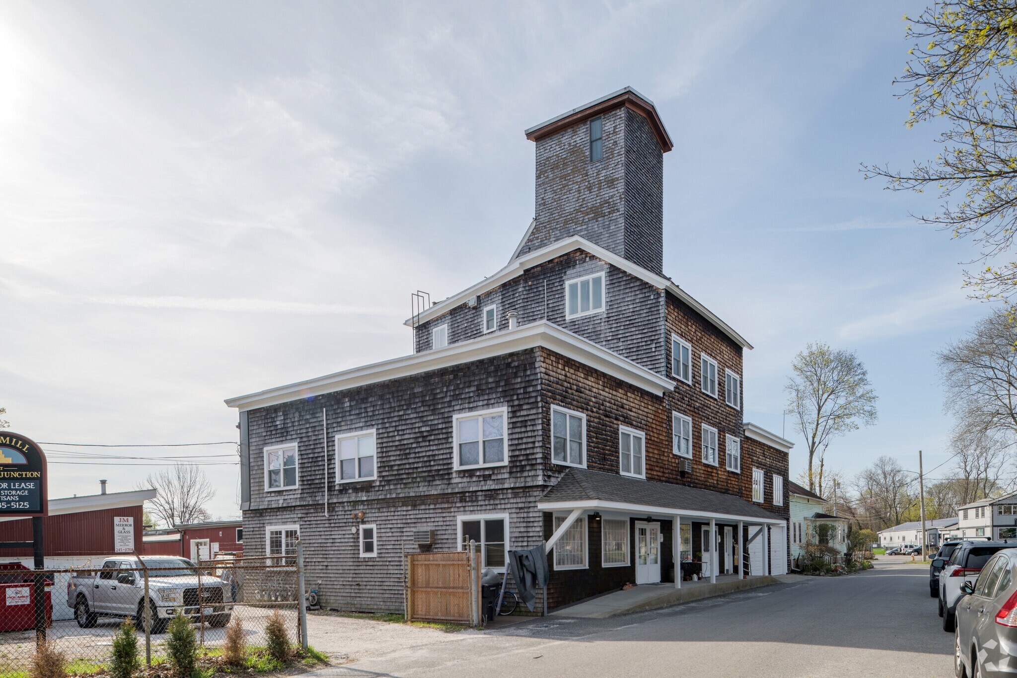 32 Cole St, Warren, RI à louer Photo du bâtiment- Image 1 de 7