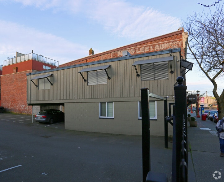 541 Herald St, Victoria, BC for lease - Building Photo - Image 3 of 3