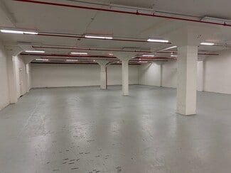 Plus de détails pour 50 Cardinal Ln, Warminster Township, PA - Industriel à louer