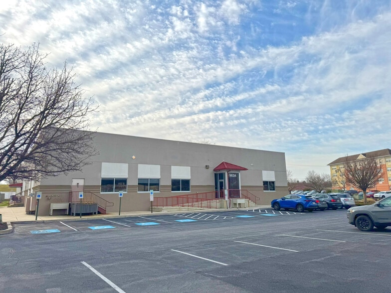 983 E Lancaster Ave, Downingtown, PA à vendre - Photo du bâtiment - Image 1 de 6