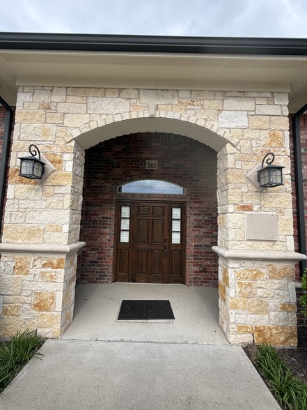 8668 John Hickman Pkwy, Frisco, TX à louer - Photo du bâtiment - Image 3 de 13