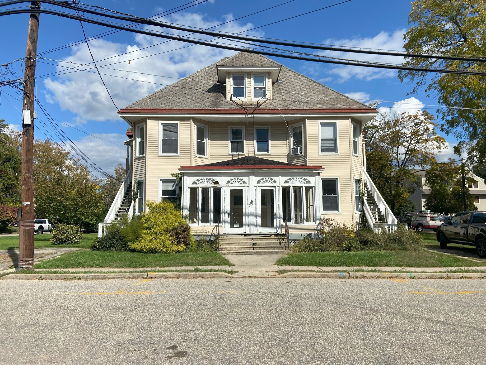 12-14 Craven Ln, Lawrenceville, NJ à vendre Photo du bâtiment- Image 1 de 1