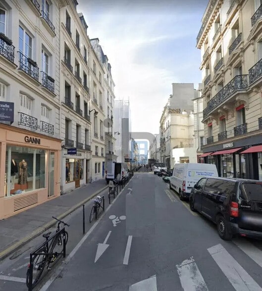 Retail in Paris for lease - Building Photo - Image 1 of 2