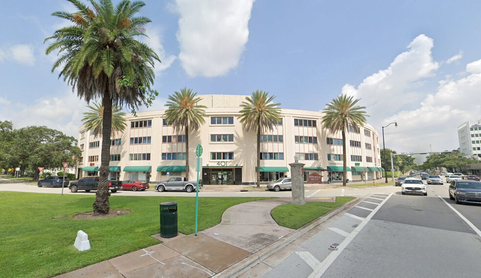401 Coral Way, Coral Gables, FL for lease - Building Photo - Image 2 of 21