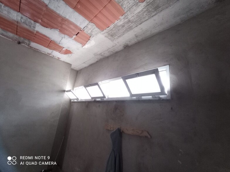 Retail in Cáceres, Cáceres for lease - Building Photo - Image 1 of 5