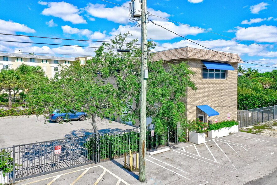 234 NE 4th Ave, Delray Beach, FL à vendre - Photo du bâtiment - Image 2 de 30